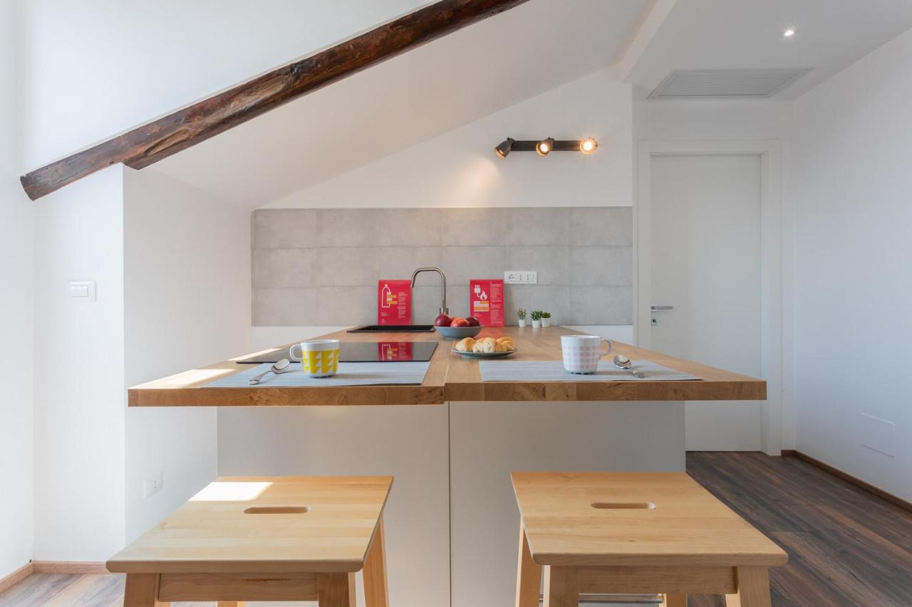 Apartment Mansarda Svizzera By Wonderful Italy